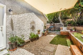 Single Family Residence, 22960 Crespi st, Woodland Hills, CA 91364 - 44