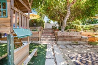 Single Family Residence, 22960 Crespi st, Woodland Hills, CA 91364 - 45