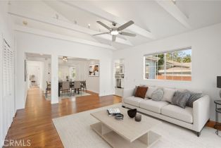 Single Family Residence, 22055 Del Valle st, Woodland Hills, CA 91364 - 12