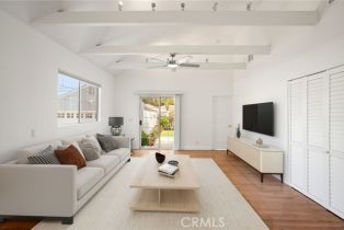 Single Family Residence, 22055 Del Valle st, Woodland Hills, CA 91364 - 14