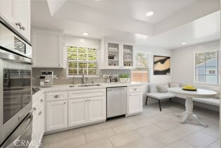 Single Family Residence, 22055 Del Valle st, Woodland Hills, CA 91364 - 15