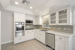 Single Family Residence, 22055 Del Valle st, Woodland Hills, CA 91364 - 17