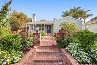 Single Family Residence, 22055 Del Valle st, Woodland Hills, CA 91364 - 2