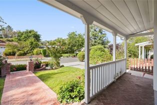 Single Family Residence, 22055 Del Valle st, Woodland Hills, CA 91364 - 3