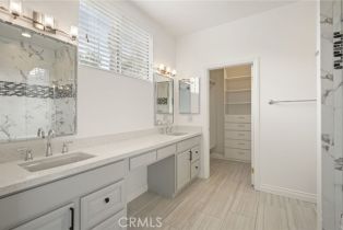 Single Family Residence, 22055 Del Valle st, Woodland Hills, CA 91364 - 32