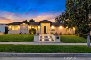 Single Family Residence, 4801 Abbeyville AVE, Woodland Hills, CA  Woodland Hills, CA 91364