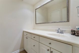 Condominium, 5720 Owensmouth Ave #152, Woodland Hills, CA 91367 - 16