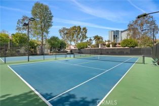 Condominium, 5720 Owensmouth Ave #152, Woodland Hills, CA 91367 - 20