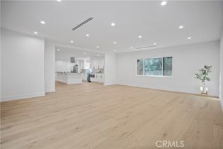 Single Family Residence, 6428 Kessler ave, Woodland Hills, CA 91367 - 12