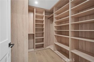 Single Family Residence, 6428 Kessler ave, Woodland Hills, CA 91367 - 28