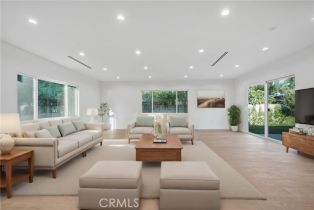 Single Family Residence, 6428 Kessler ave, Woodland Hills, CA 91367 - 3