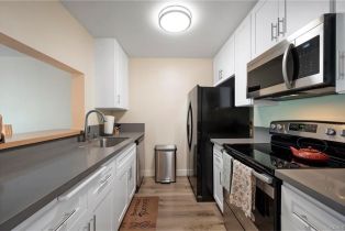 Condominium, 5460 White Oak ave, Encino, CA 91316 - 5