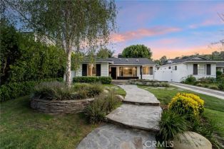 Single Family Residence, 14332 Roblar pl, Sherman Oaks, CA 91423 - 2