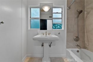 Single Family Residence, 14332 Roblar pl, Sherman Oaks, CA 91423 - 23