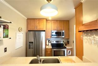 Condominium, 5951 Canterbury dr, Culver City, CA 90230 - 9