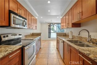 Condominium, 11970 Montana ave, Brentwood, CA 90049 - 14