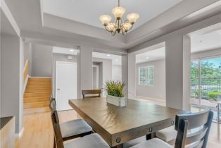 Single Family Residence, 5637 Como cir, Woodland Hills, CA 91367 - 12