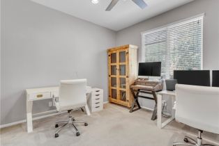 Single Family Residence, 5637 Como cir, Woodland Hills, CA 91367 - 42