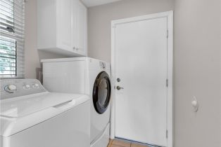 Single Family Residence, 5637 Como cir, Woodland Hills, CA 91367 - 46