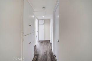 Single Family Residence, 19706 Victory blvd, Woodland Hills, CA 91367 - 15