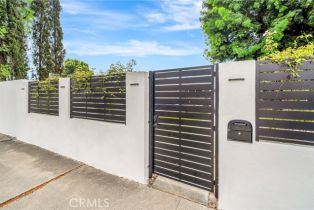 Single Family Residence, 19706 Victory blvd, Woodland Hills, CA 91367 - 2