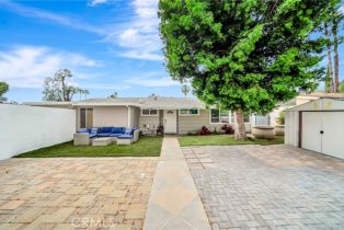 Single Family Residence, 19706 Victory blvd, Woodland Hills, CA 91367 - 3