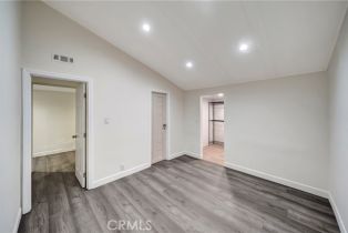 Single Family Residence, 19706 Victory blvd, Woodland Hills, CA 91367 - 31