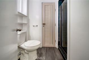 Single Family Residence, 19706 Victory blvd, Woodland Hills, CA 91367 - 34