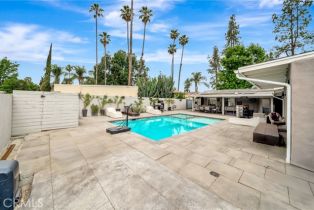 Single Family Residence, 19706 Victory blvd, Woodland Hills, CA 91367 - 40