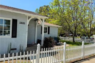 Single Family Residence, 13020 Landale st, Studio City, CA 91604 - 4