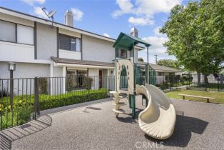 Condominium, 2346 Royal ave, Simi Valley, CA 93065 - 5