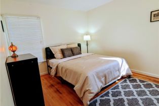 Single Family Residence, 15123 Killion st, Sherman Oaks, CA 91411 - 24