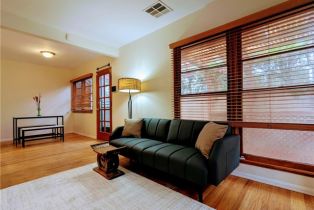 Single Family Residence, 15123 Killion st, Sherman Oaks, CA 91411 - 6