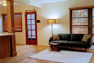 Single Family Residence, 15123 Killion st, Sherman Oaks, CA 91411 - 9