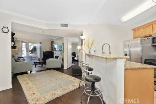 Condominium, 4401 Sepulveda blvd, Sherman Oaks, CA 91403 - 5
