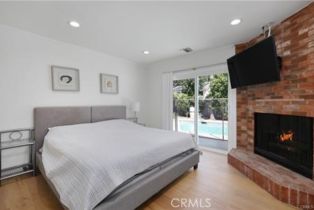 Single Family Residence, 22335 Kittridge st, Woodland Hills, CA 91303 - 12