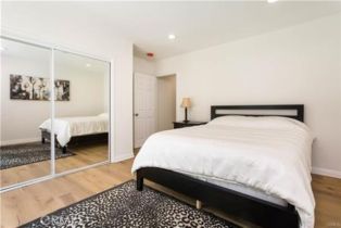 Single Family Residence, 22335 Kittridge st, Woodland Hills, CA 91303 - 19