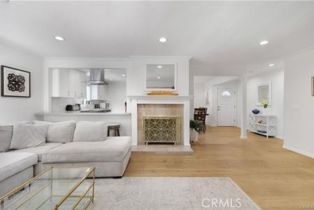 Single Family Residence, 22335 Kittridge st, Woodland Hills, CA 91303 - 5