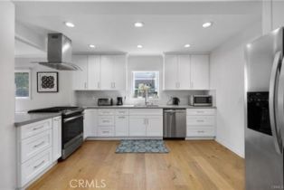 Single Family Residence, 22335 Kittridge st, Woodland Hills, CA 91303 - 6