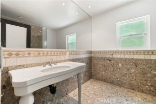 Single Family Residence, 4739 Greenbush ave, Sherman Oaks, CA 91423 - 17