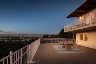 Single Family Residence, 3721 Glenridge dr, Sherman Oaks, CA 91423 - 33