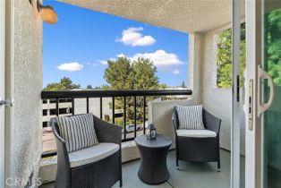 Condominium, 5500 Owensmouth ave, Woodland Hills, CA 91367 - 11