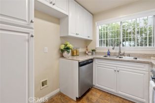 Condominium, 5500 Owensmouth ave, Woodland Hills, CA 91367 - 15