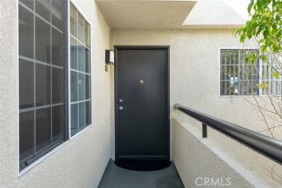 Condominium, 5500 Owensmouth ave, Woodland Hills, CA 91367 - 2