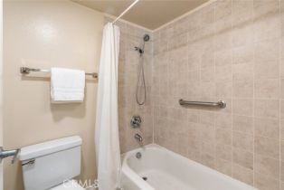 Condominium, 5500 Owensmouth ave, Woodland Hills, CA 91367 - 20