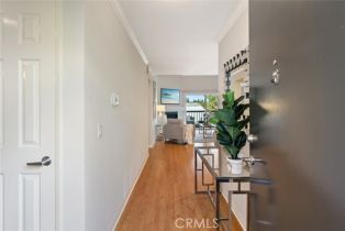 Condominium, 5500 Owensmouth ave, Woodland Hills, CA 91367 - 5