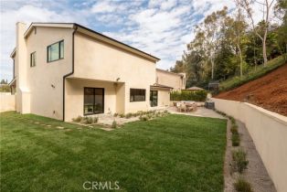 Single Family Residence, 11268 Dona Lola dr, Studio City, CA 91604 - 38