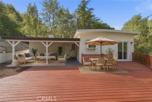Single Family Residence, 4352 Saltillo st, Woodland Hills, CA 91364 - 5