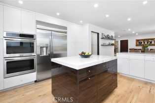 Single Family Residence, 4751 Del Moreno dr, Woodland Hills, CA 91364 - 12