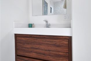 Single Family Residence, 4751 Del Moreno dr, Woodland Hills, CA 91364 - 33